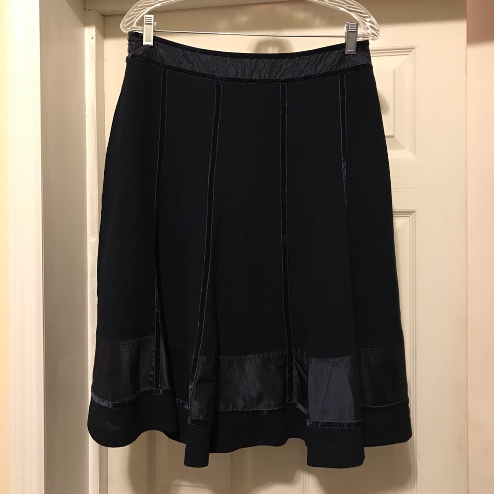 Jon Skirt, Navy flare Excellent Condition